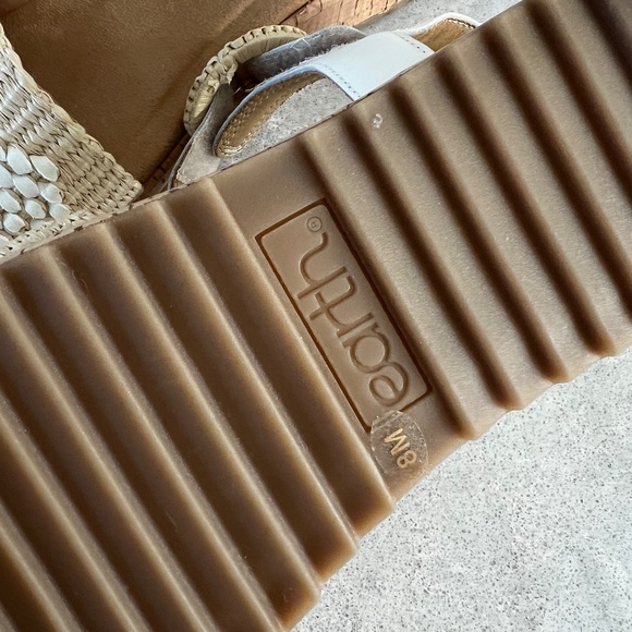 Earth White Ankle Strap Sandals - Picture 3 of 6